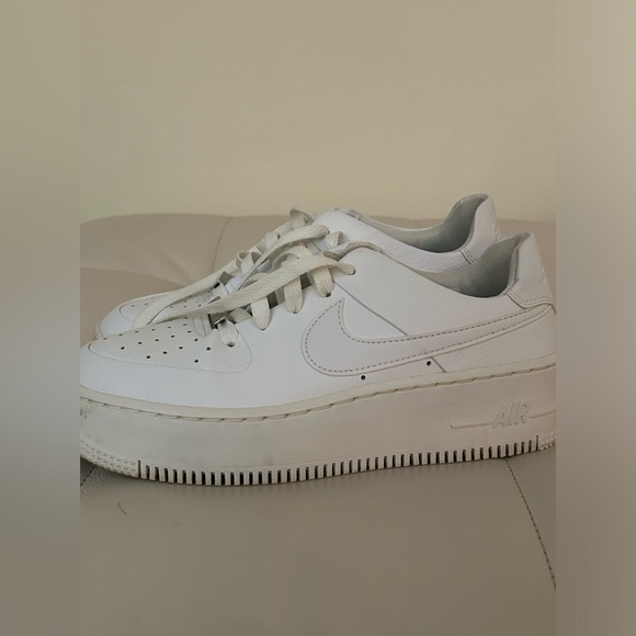 White Air Force Ones sneakers - Picture 1 of 4